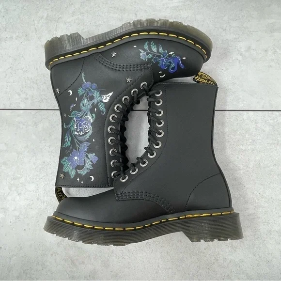 Dr martens 1490 Mystic Garden RARE Blue Floral Doc Martens - Picture 10 of 13
